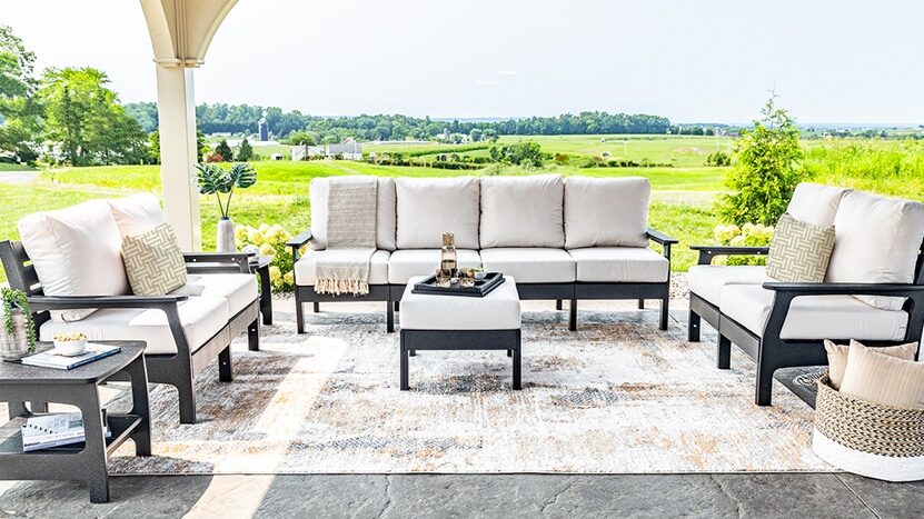 Outdoor furniture from Patiova